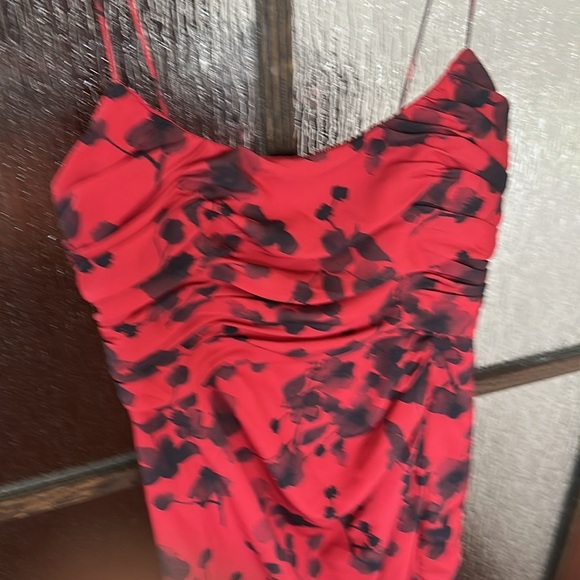 Hutch Luxe Gown - Picture 10 of 13